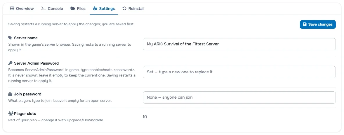 The Settings tab with the server name, the password fields and the player slots