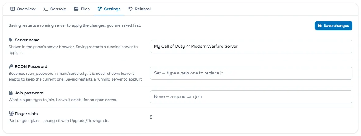 The Settings tab with the server name, the password fields and the player slots