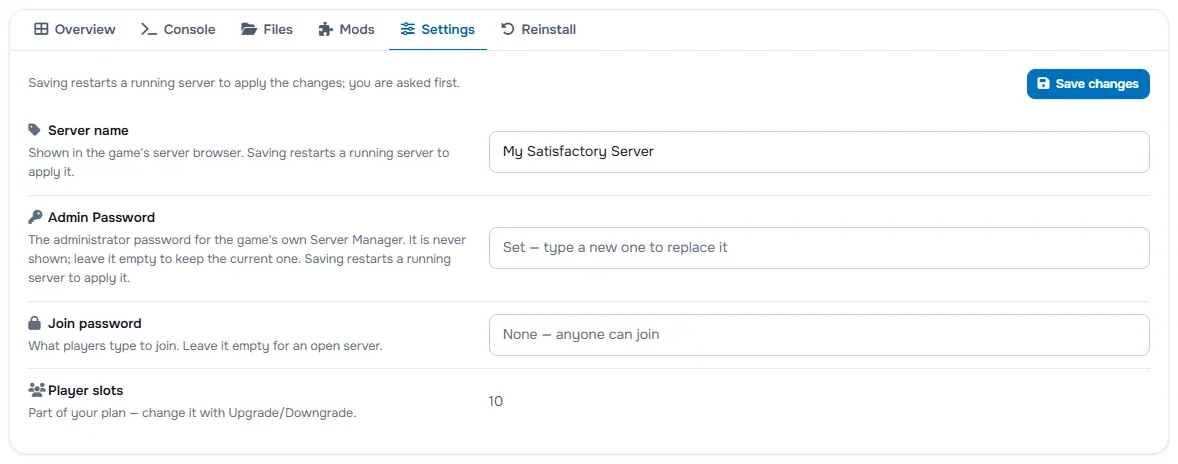 The Settings tab with the server name, the password fields and the player slots