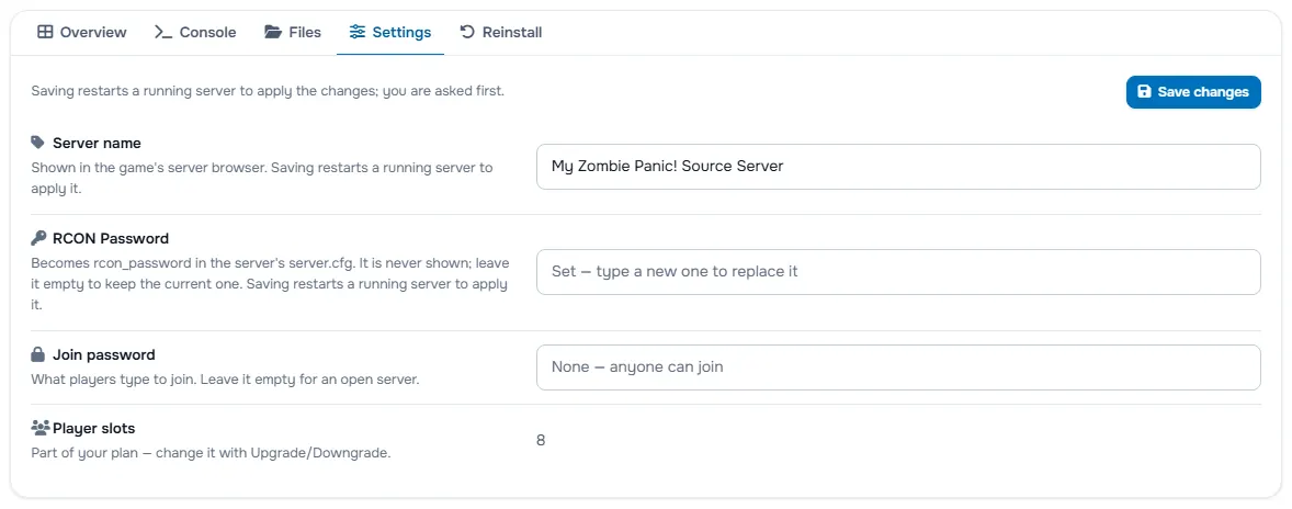 The Settings tab with the server name, the password fields and the player slots